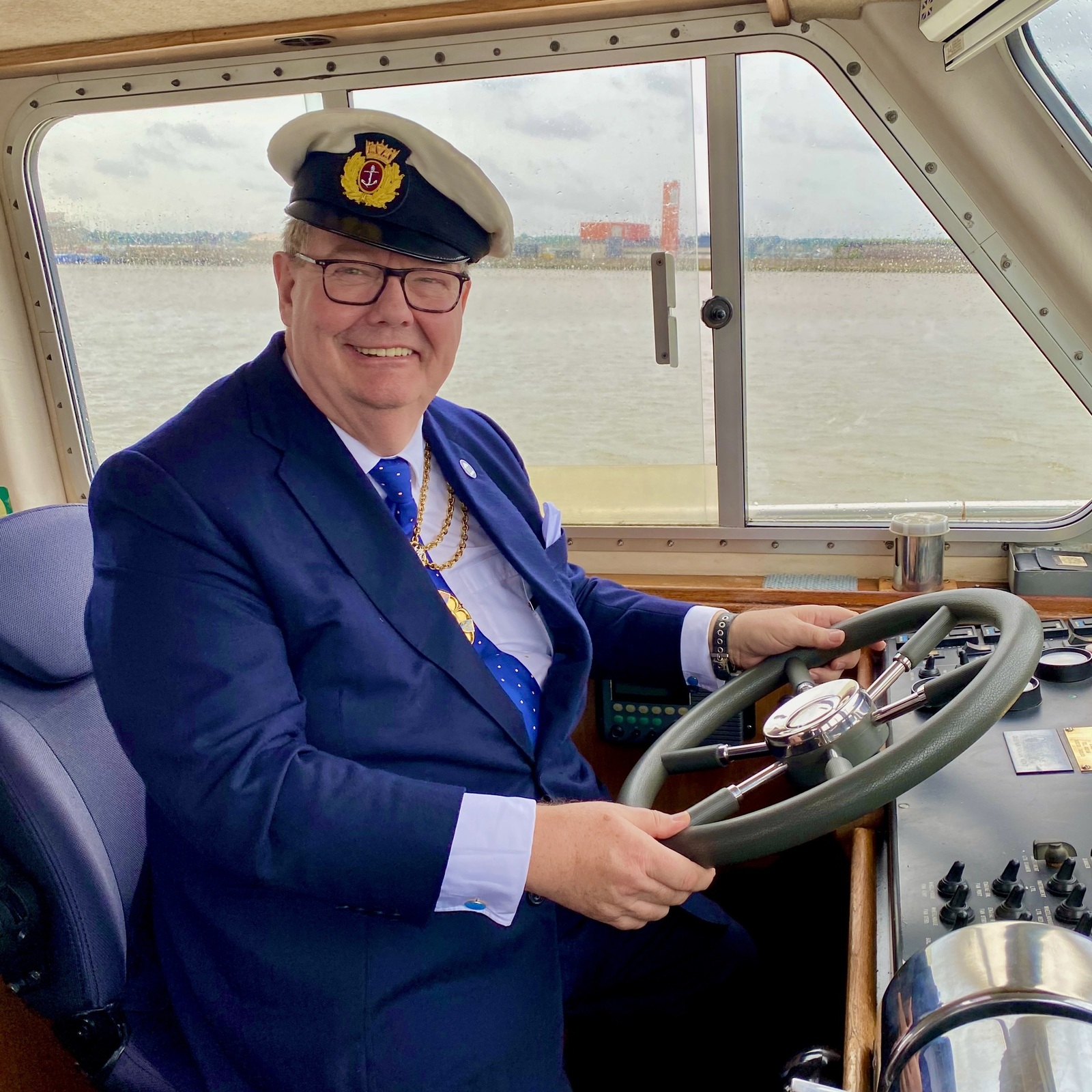 31 July 2023 - An honour to be allowed to helm The London Port Health Authority’s Launch Lady Aileen – under close supervision of course –up The Thames and into The City.