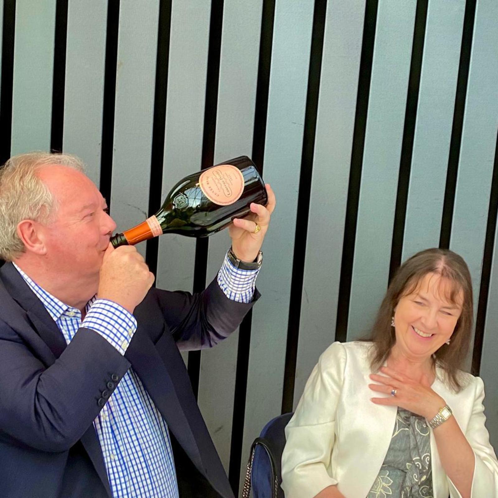 2 August 2023 - Delicious champagnes and mouth-watering ‘gastronomie’ were in evidence at the Ordre des Coteaux de Champagne’s Summer event at The Gherkin.