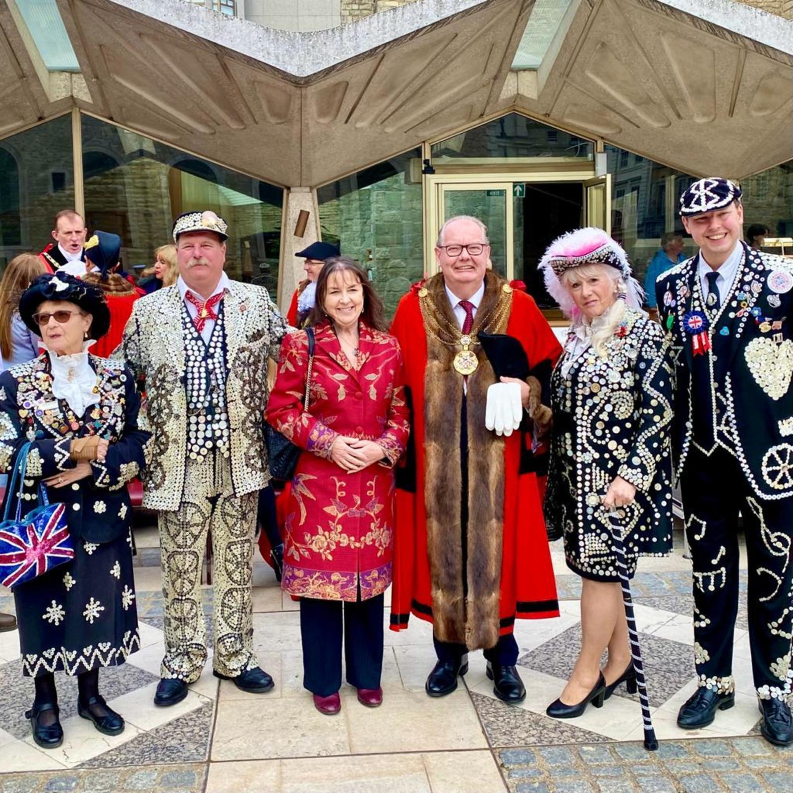 24 September 2023- The first Pearly Kings and Queens Harvest Festival since 2019 was a hugely enjoyable event in Guildhall Yard